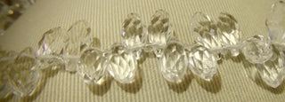 Glass Beads (Faceted Drop) *side drill (13 x 6mm) 15" Strand (approx 100 beads)